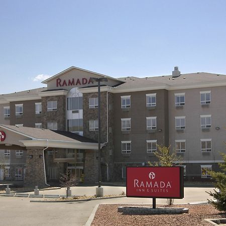 Ramada By Wyndham Drumheller Hotel & Suites Ngoại thất bức ảnh