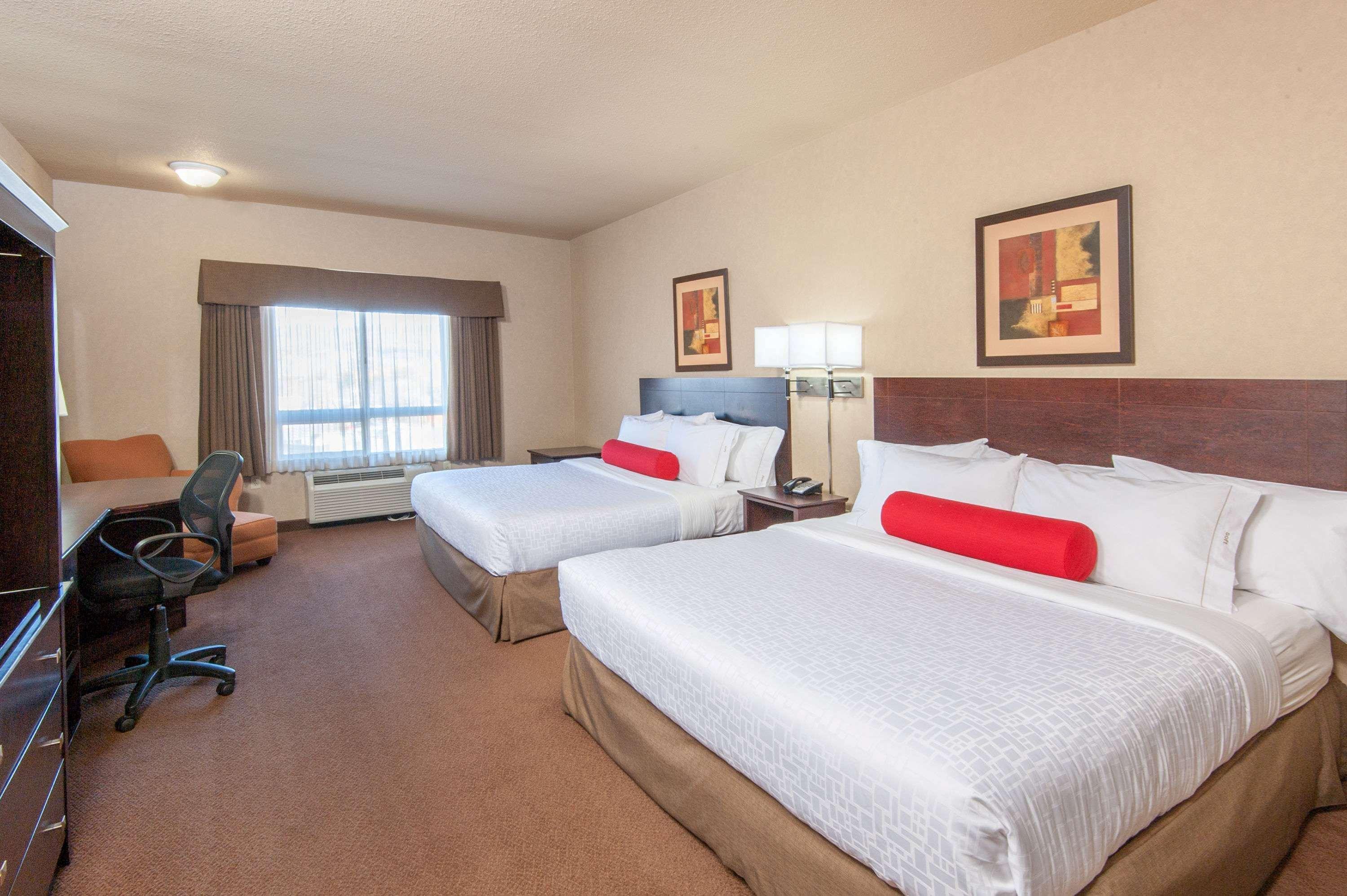 Ramada By Wyndham Drumheller Hotel & Suites Ngoại thất bức ảnh