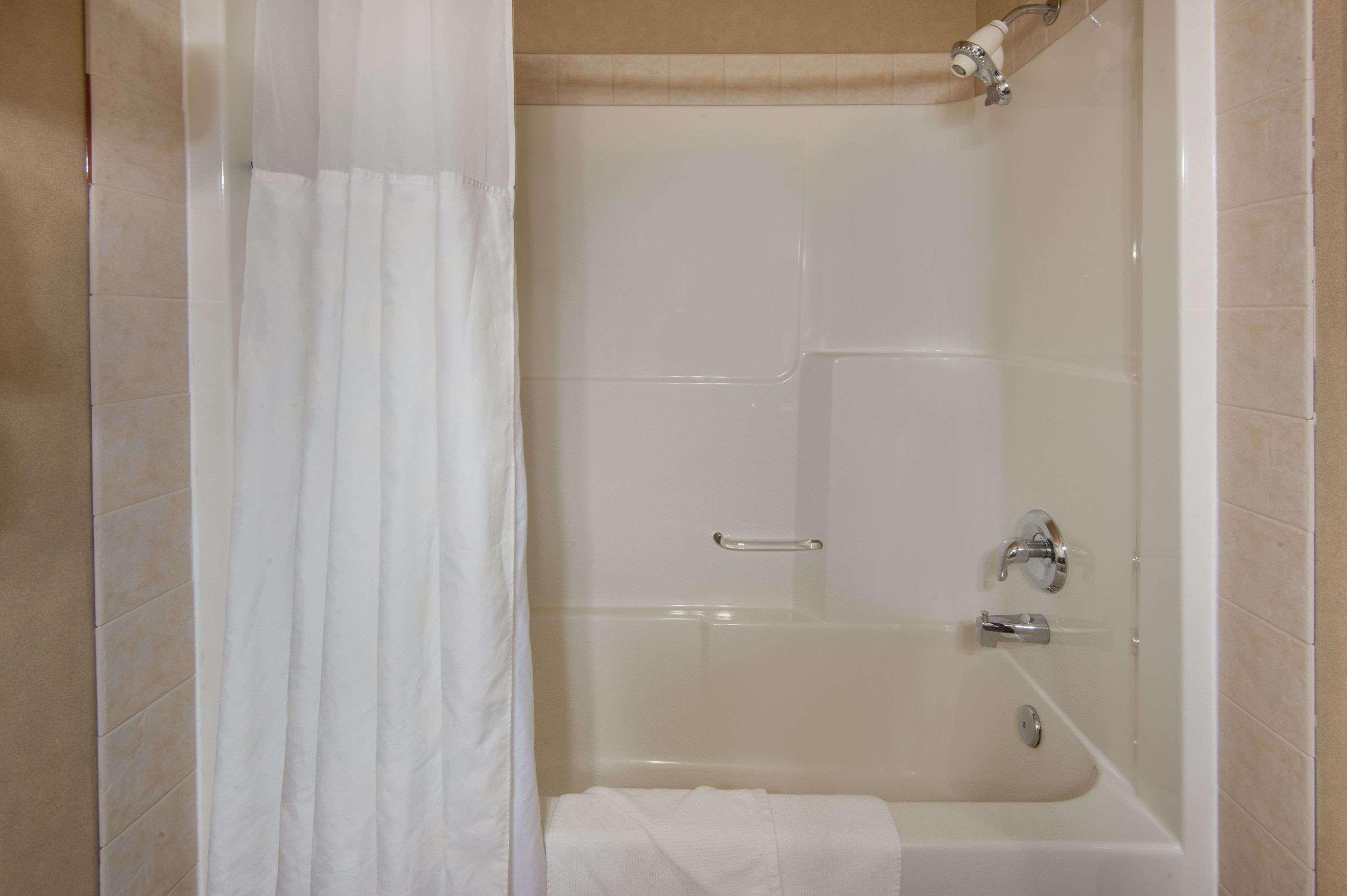 Ramada By Wyndham Drumheller Hotel & Suites Ngoại thất bức ảnh